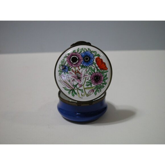 Vintage English Halcyon Days Enamel Trinket Box With Floral Lid & Ship Interior - Picture 3 of 6